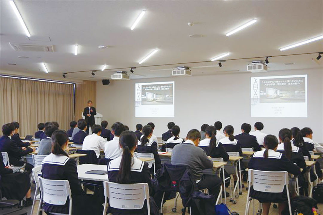 H29校内大学説明会